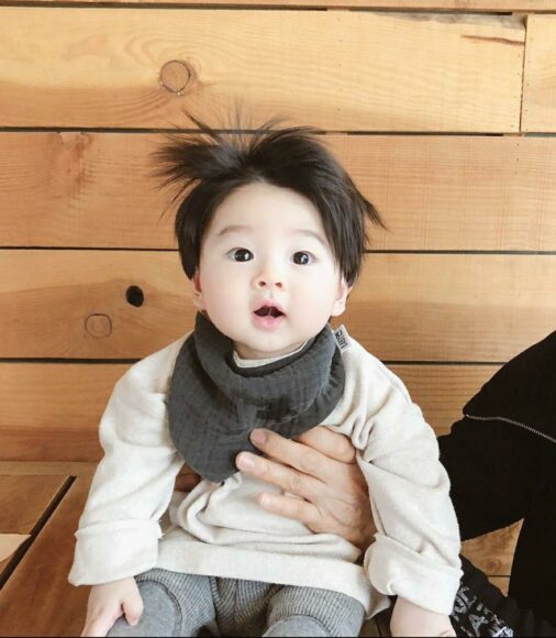 Hình ảnh em bé Hàn Quốc ngộ nghĩnh