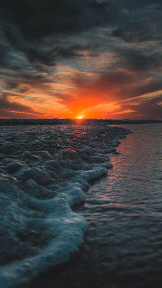 Hình ảnh hoàng hôn trên biển