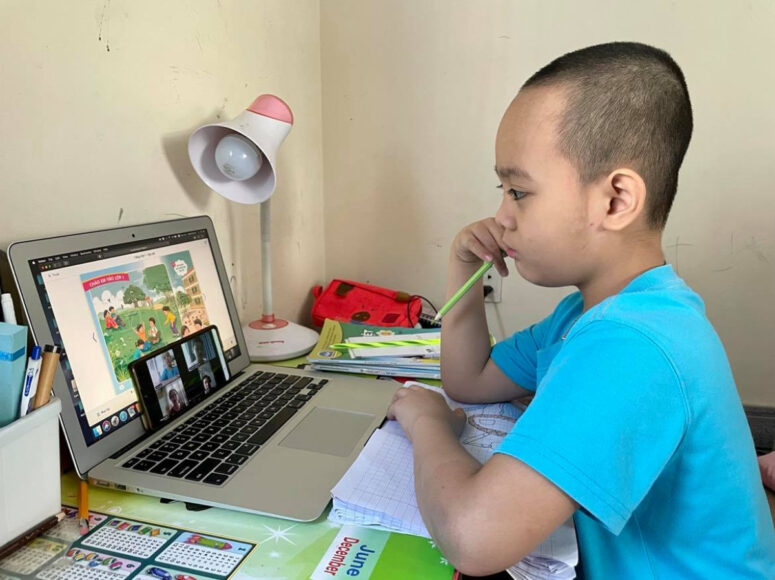 Hình ảnh học tập online lớp 1