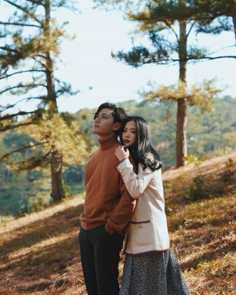 Hình ảnh ôm người yêu từ phía sau