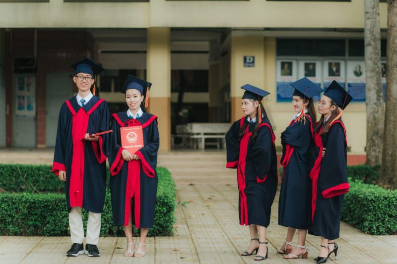 Hình ảnh tốt nghiệp ấn tượng nhất
