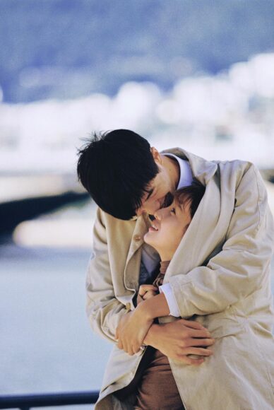 Hình ôm người yêu đẹp