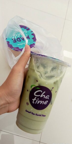 Hình trà sữa tự chụp đẹp