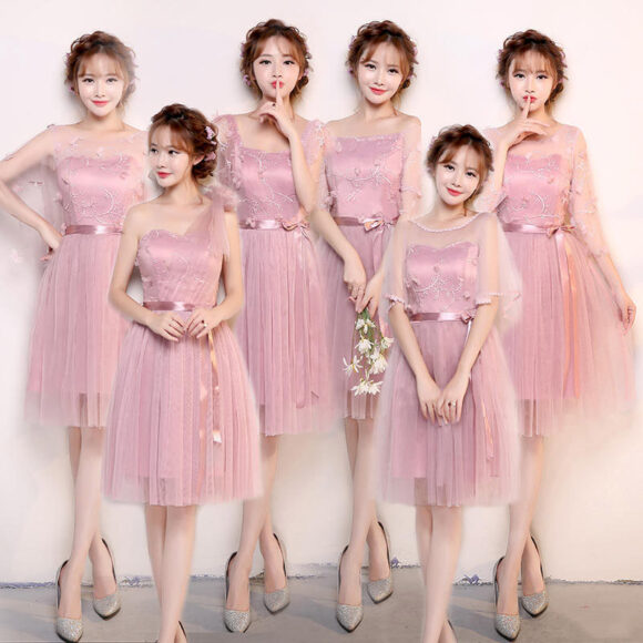 Mẫu váy phù dâu đẹp ngắn màu hồng