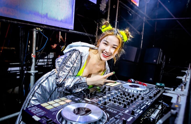 ảnh DJ xinh xắn
