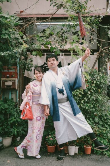 ảnh kimono vui vẻ