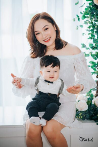 ảnh mẹ và bé đáng yêu