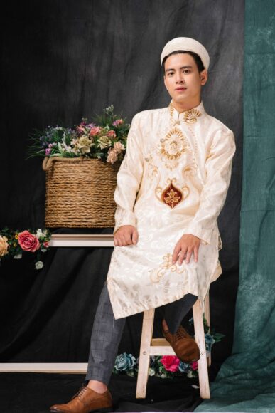 áo dài cách tân nam thanh lịch