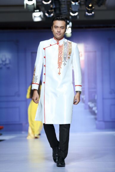 áo dài cách tân nam trắng