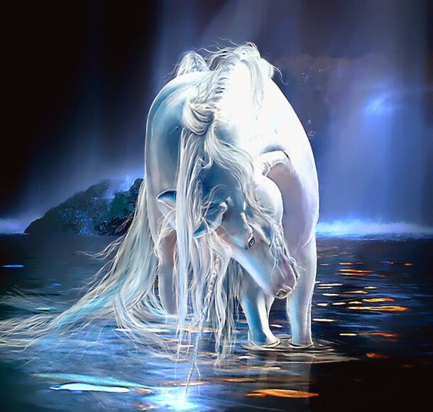 hình Kỳ Lân tắm trong nước