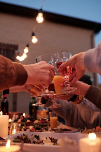 hình ảnh ly rượu đẹp chức mừng