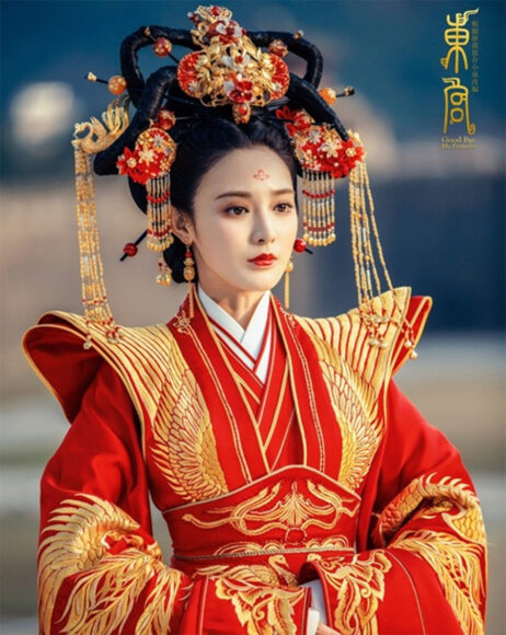 hình cổ trang trung quốc nữ mặc triều phục