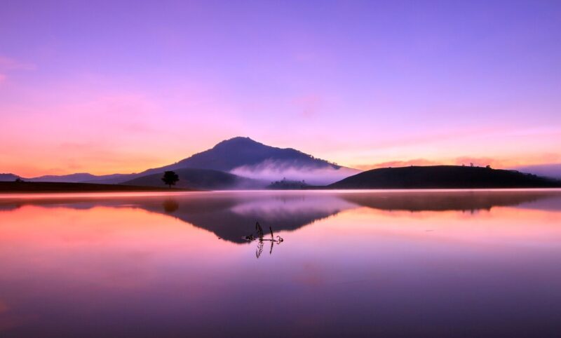 hình hoàng hôn tím thơ mộng