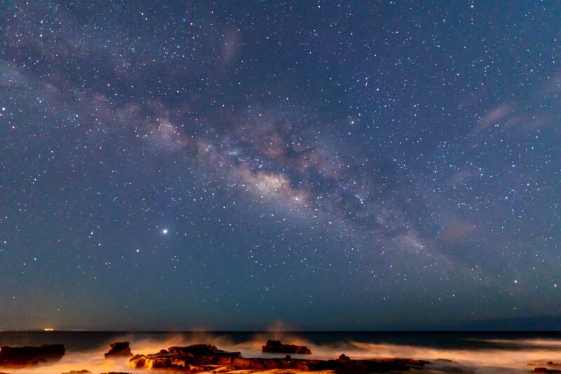 hình thiên hà và biển