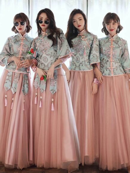 mẫu váy phù dâu đẹp phong cách cổ xưa