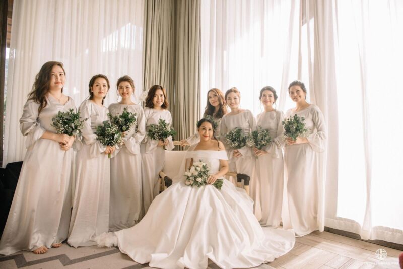 mẫu váy phù dâu đẹp sang trọng