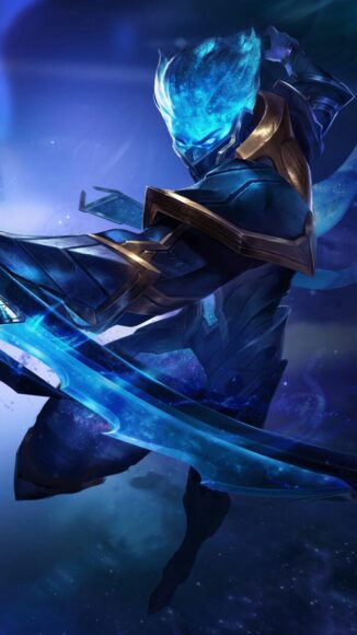 hình ảnh Nakroth xuất đao chém đối thủ