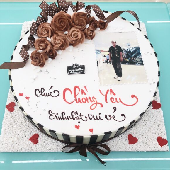 hình ảnh bánh sinh nhật chồng iu hình tròn đơn giản