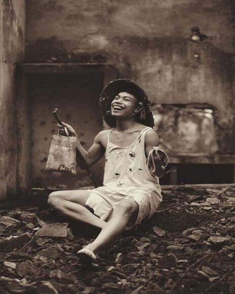 ảnh ăn xin hài hước ảnh trắng đen