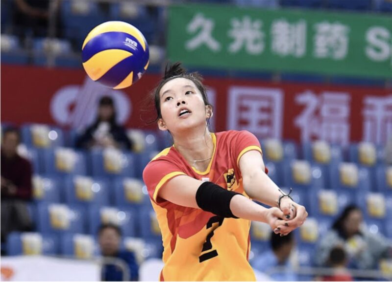 hình ảnh bóng chuyền và nữ vận động viên