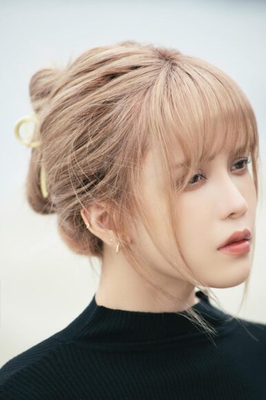 Ảnh Thiều Bảo Trâm khóc