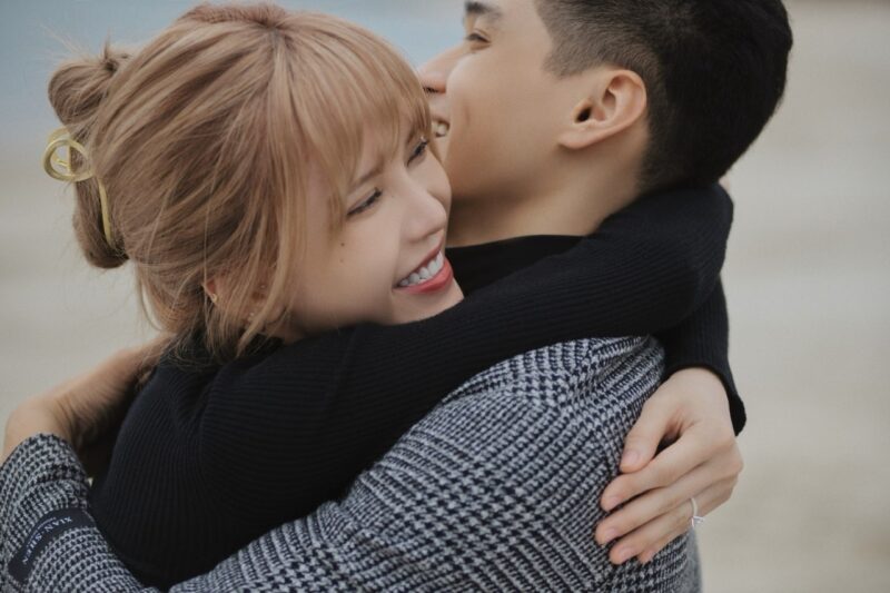 Ảnh Thiều Bảo Trâm ôm bạn trai tin đồn