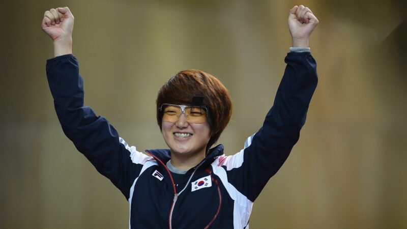 bức ảnh nụ cười chiến thắng của tuyển thủ game