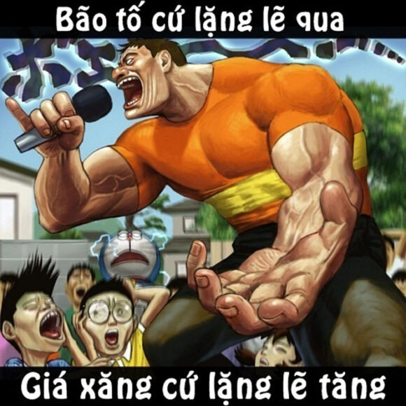 Hình ảnh đổ xăng chế về giá xăng tăng lặng lẽ