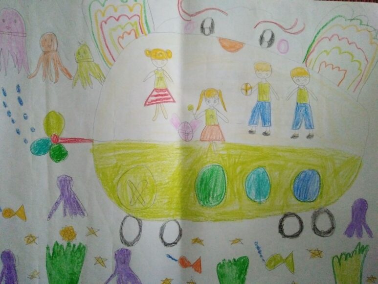 Vẽ tranh ý tưởng trẻ thơ cute