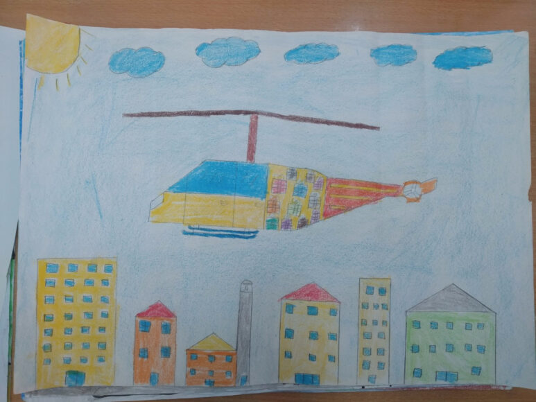 Vẽ tranh ý tưởng trẻ thơ máy bay