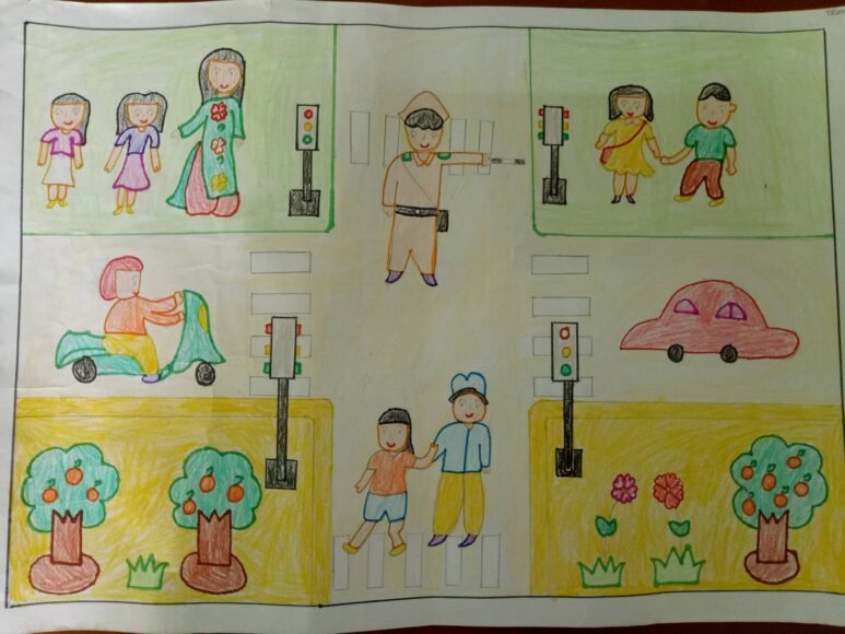 Vẽ tranh ý tưởng trẻ thơ tuân thủ giao thông