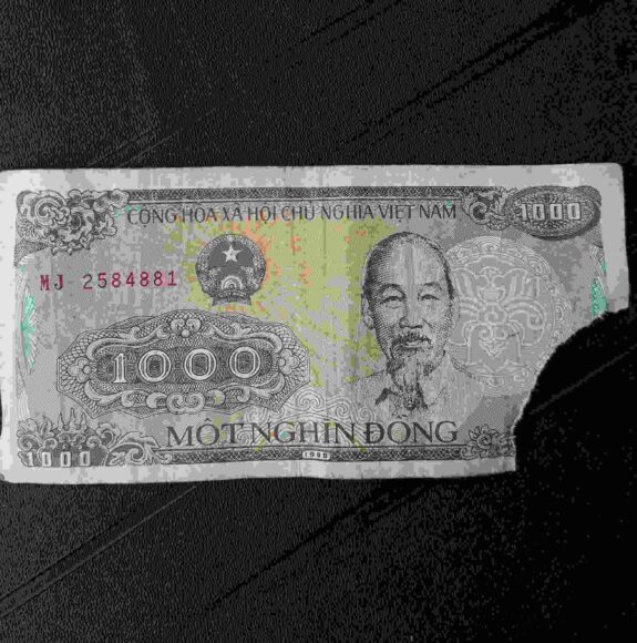Ảnh tiền lẻ rách 1k