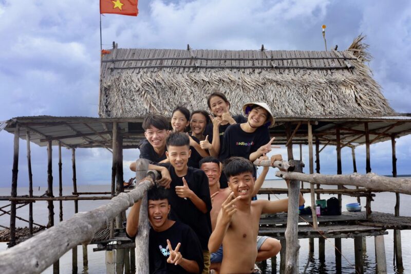 hình Anh Ba Phải TV trên sông