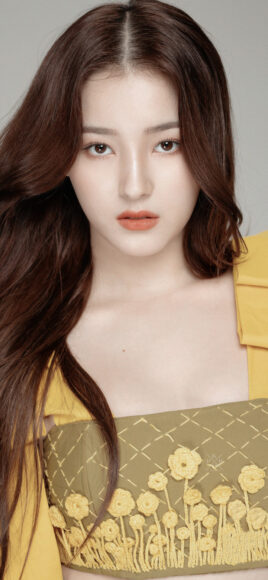 Hình ảnh Nancy mặt lạnh lùng