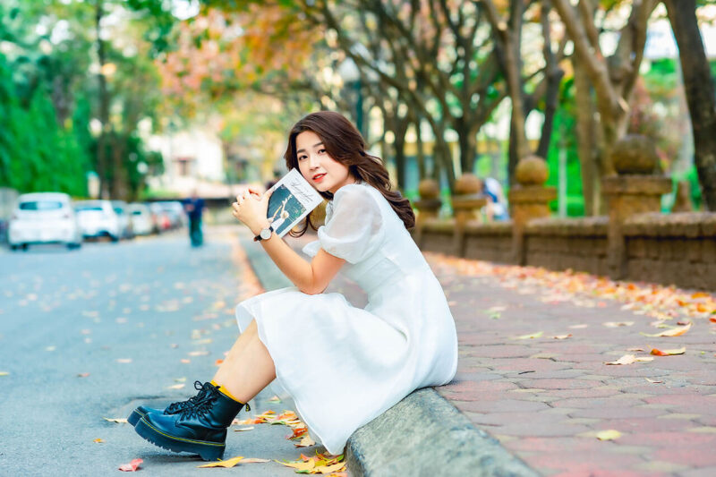 hình người đẹp trên đường phố