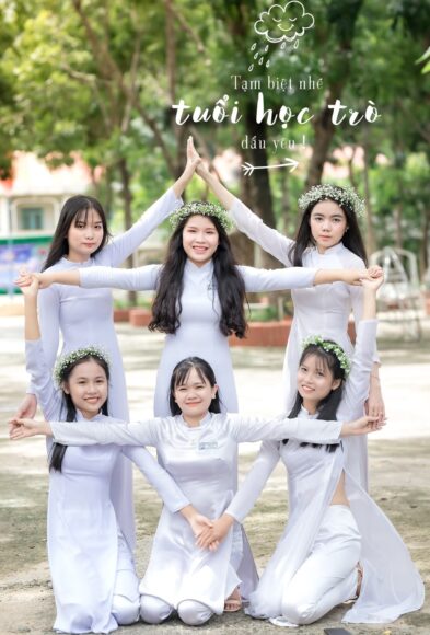 Hình nhóm bạn thân 6 người