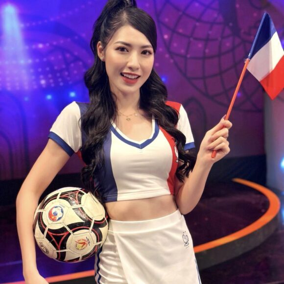 Hot girl World Cup 2022 đẹp cuốn hút