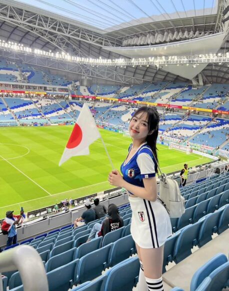 Hot girl World Cup 2022 nhìn dễ thương