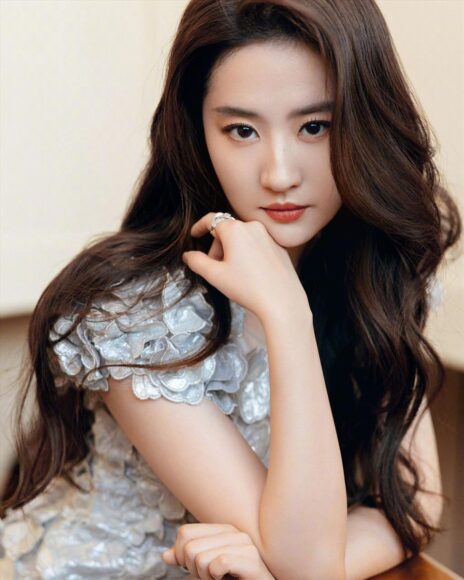Ảnh Lưu Diệc Phi đẹp quyến rũ
