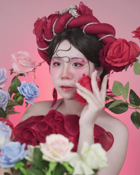 ảnh thị mầu chụp cùng nhiều hoa hồng