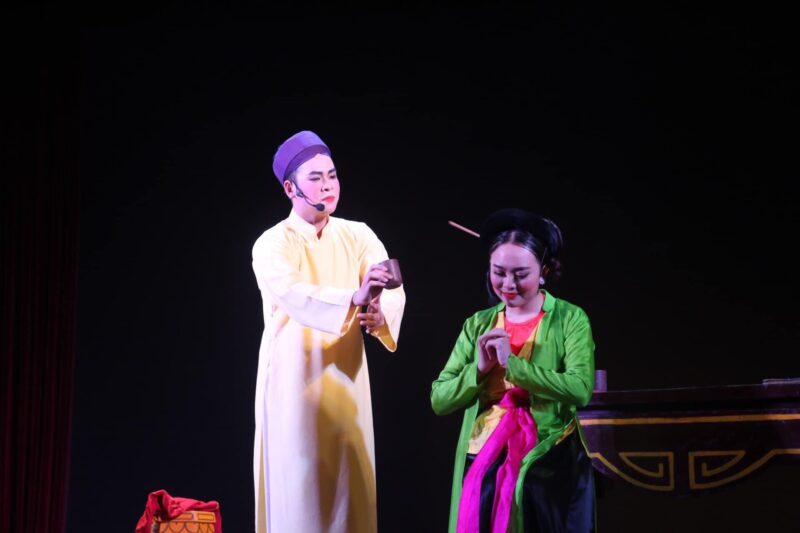 ảnh Thị Mầu theo đuổi tình yêu khác với lệ thường