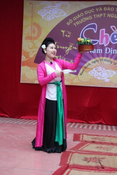 ảnh thị mầu trên sân khấu chèo