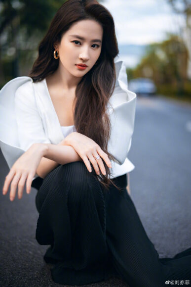 hình ảnh Lưu Diệc Phi nhan sắc cực đỉnh