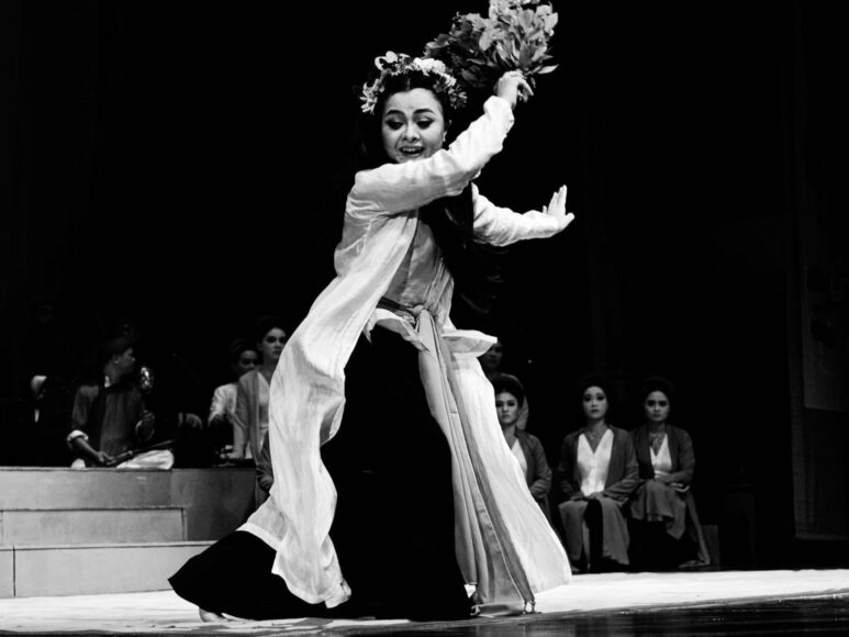 hình ảnh thị mầu trắng đen nghệ thuật