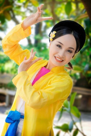 hình thị mầu được diễn bởi nghệ sĩ Thu Huyền