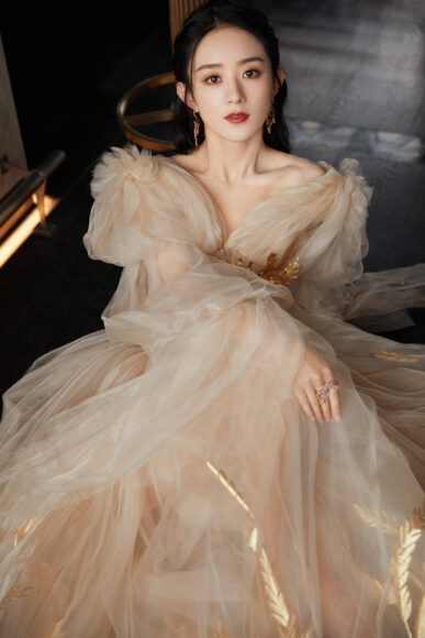 hình Triệu Lệ Dĩnh xinh đẹp như công chúa