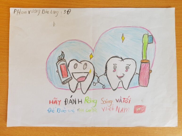 Vẽ tranh nha khoa học đường - đánh răng sáng và tối để bảo vệ nụ cười Việt Nam