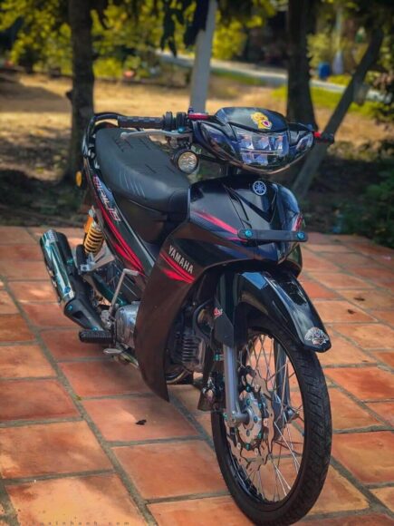 Hình ảnh xe Sirius độ kiểng màu đen