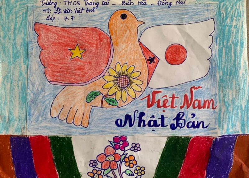 Vẽ tranh thắm tình hữu nghị Việt Nam - Nhật Bản đơn giản của học sinh lớp 7