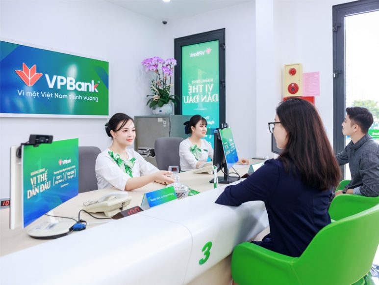 Đổi tiền tại ngân hàng